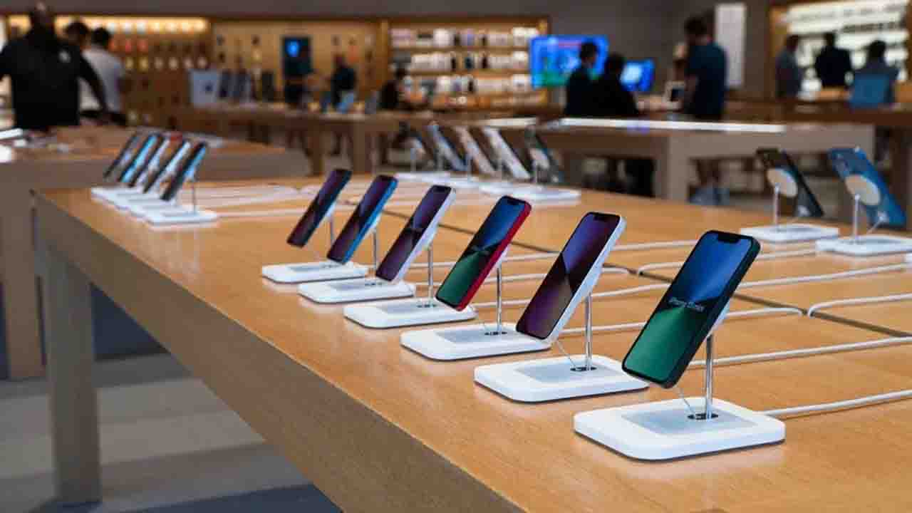Apple to Launch AI-Powered Web Search Tool in 2026, Aiming to Rival ChatGPT and Perplexity