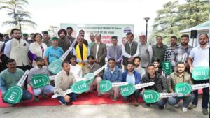 CM flags off 18 e-taxis under RGSSY