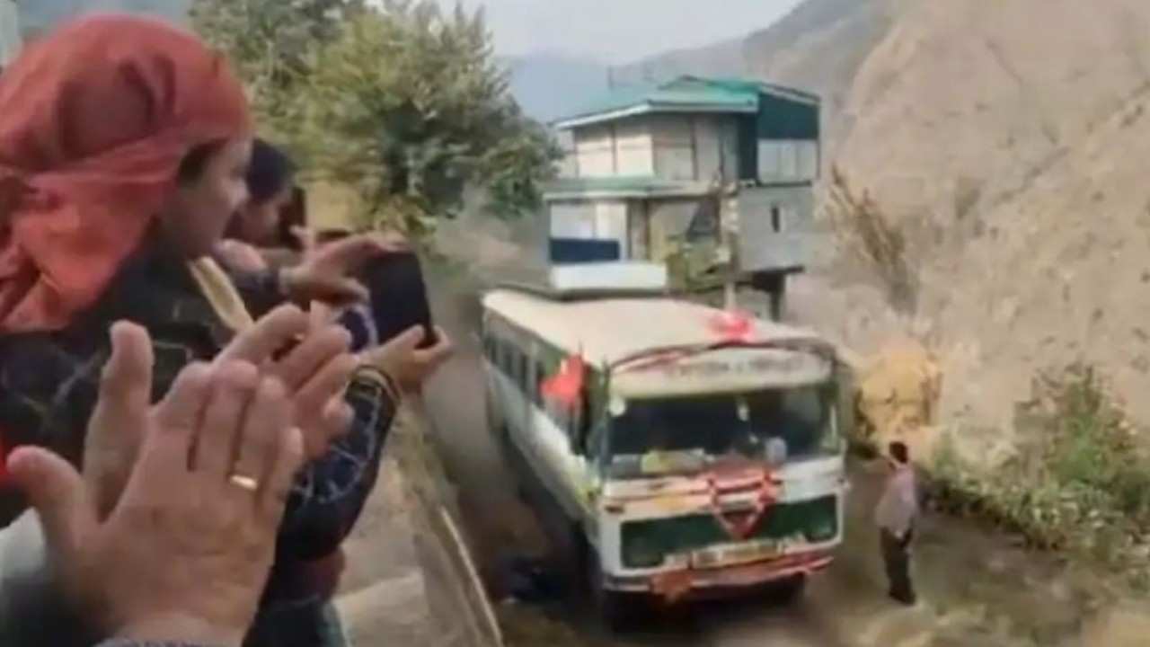 After 78 Years of Waiting, a Remote Himachal Village Finally Welcomes a HRTC Bus