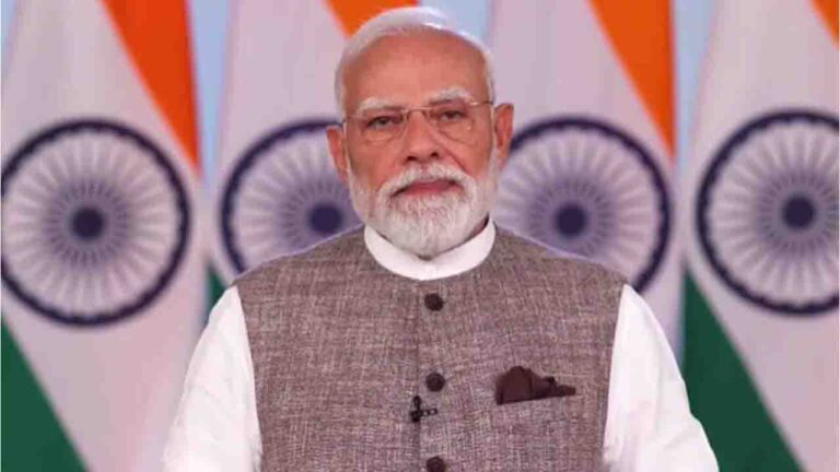 Prime Minister Modi apologized to women over the reservation bill