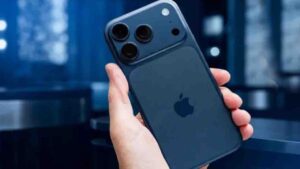 Phone 17 Pro Max price India working days