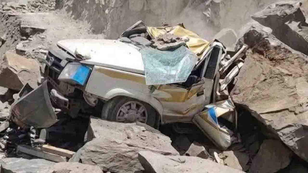 13 Dead as Boulder Crushes Vehicle in Lahaul-Spiti’s Kadu Nallah