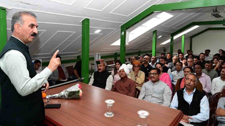 Himachal Congress Kicks Off Mission 2027 Strategy with Worker Outreach and District In-Charges Plan
