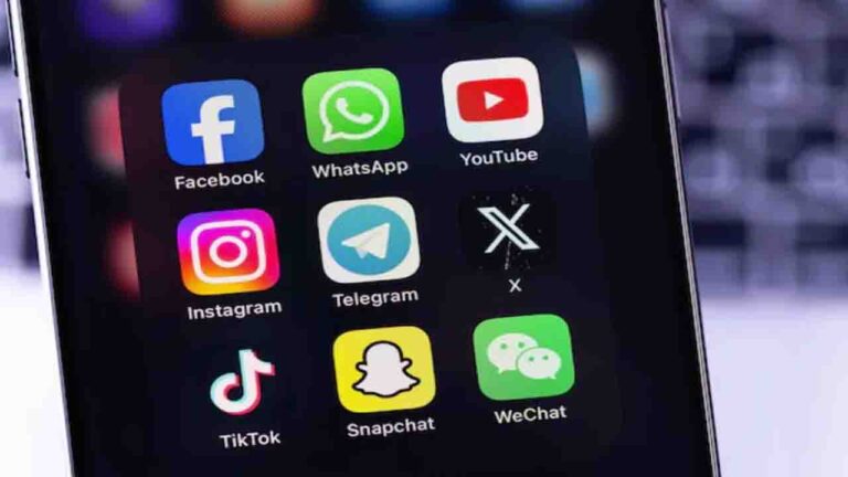 Govt mulls uniform rules for messaging apps amid WhatsApp username row