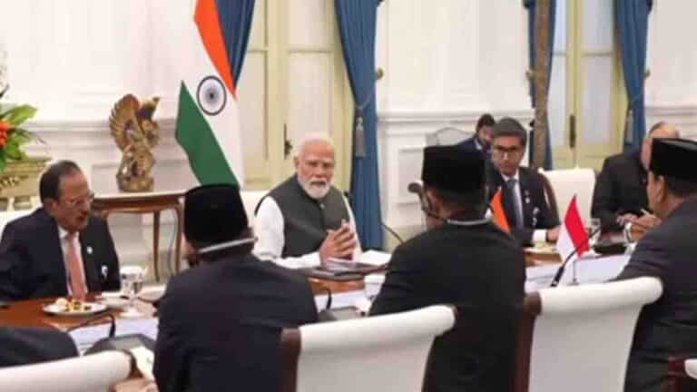 PM Modi Holds Bilateral Talks with Indonesian President Prabowo Subianto in Jakarta