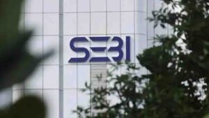 SEBI Proposes New Mutual Fund-PMS Category, Lowers Entry Bar to ₹25 Lakh