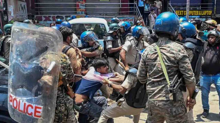 Cop Opens Fire with AK-47 During Bihar Bandh in Siwan, Suspended; 450 Arrested Across State
