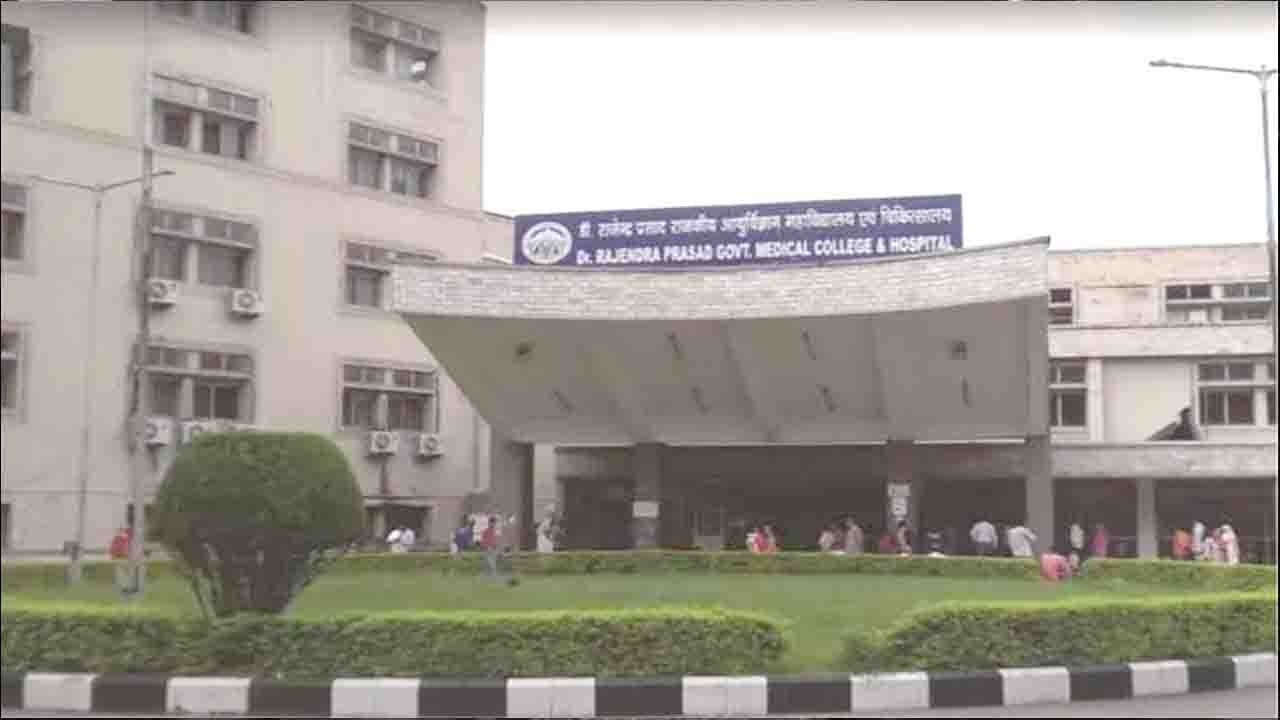 Tanda Medical College Stent Procurement Scam Exposes Major Irregularities