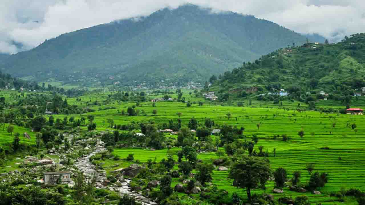 Beyond Crowded Spots: 15 Hidden Circuits Unveiling the Unexplored Himachal Pradesh