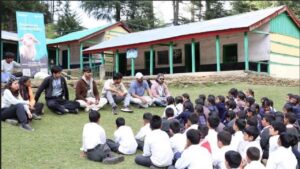 Youngsters ‘Adopt’ Kullu Villages With Skills and Time, Not Money