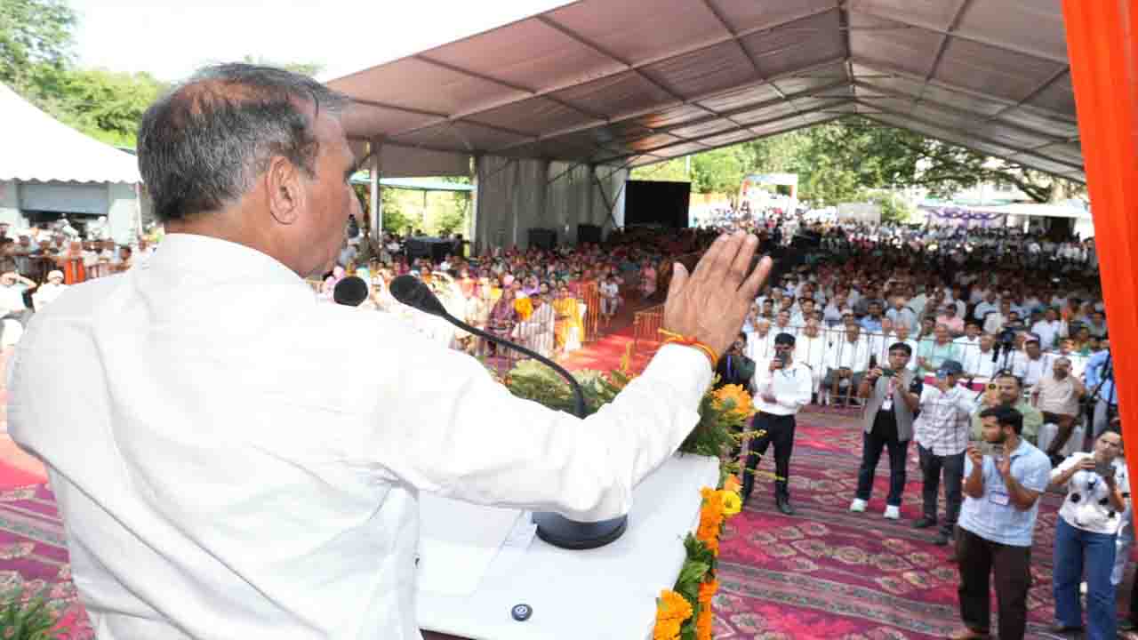 Himachal Government Moves to Reclaim Dhaulasidh Project; CM Sukhu Counters Anurag Thakur on Medical College