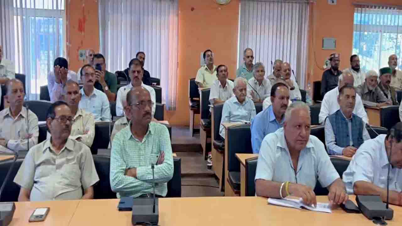 Himachal Pensioners Issue 15-Day Ultimatum to Government, Warn of Major Stir in Shimla If Demands Not Met