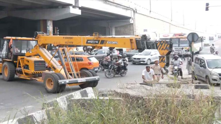 Security tightened at Delhi borders with heavy stone barricades, drone surveillance for CJP protest