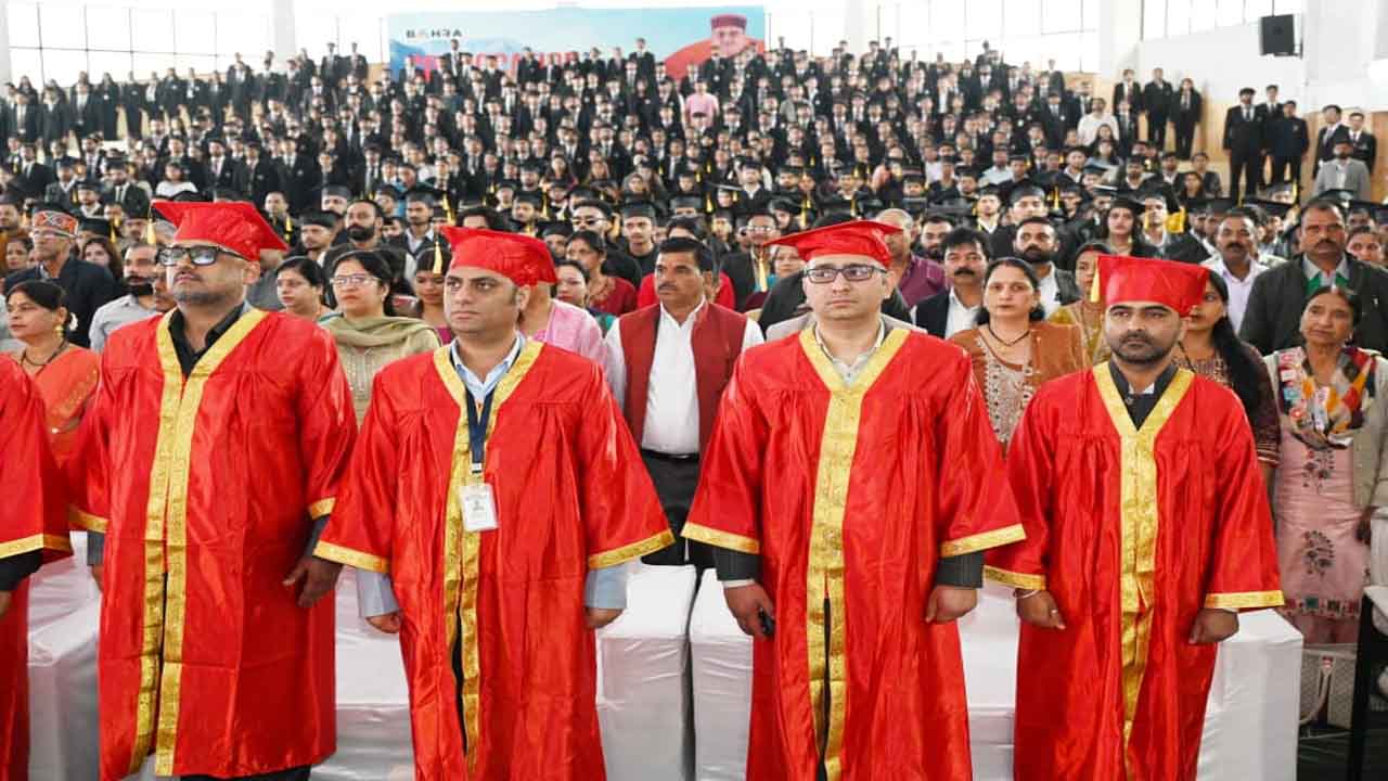 Bahra University Convocation 2026: Himachal Governor Confers Degrees on 577 Graduates, Emphasizes Entrepreneurship